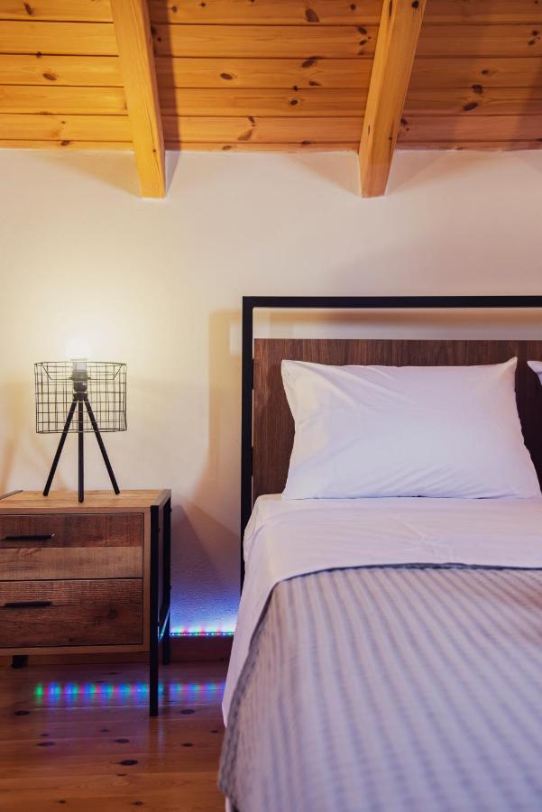 Burnelia Vacation House Лефкими Экстерьер фото