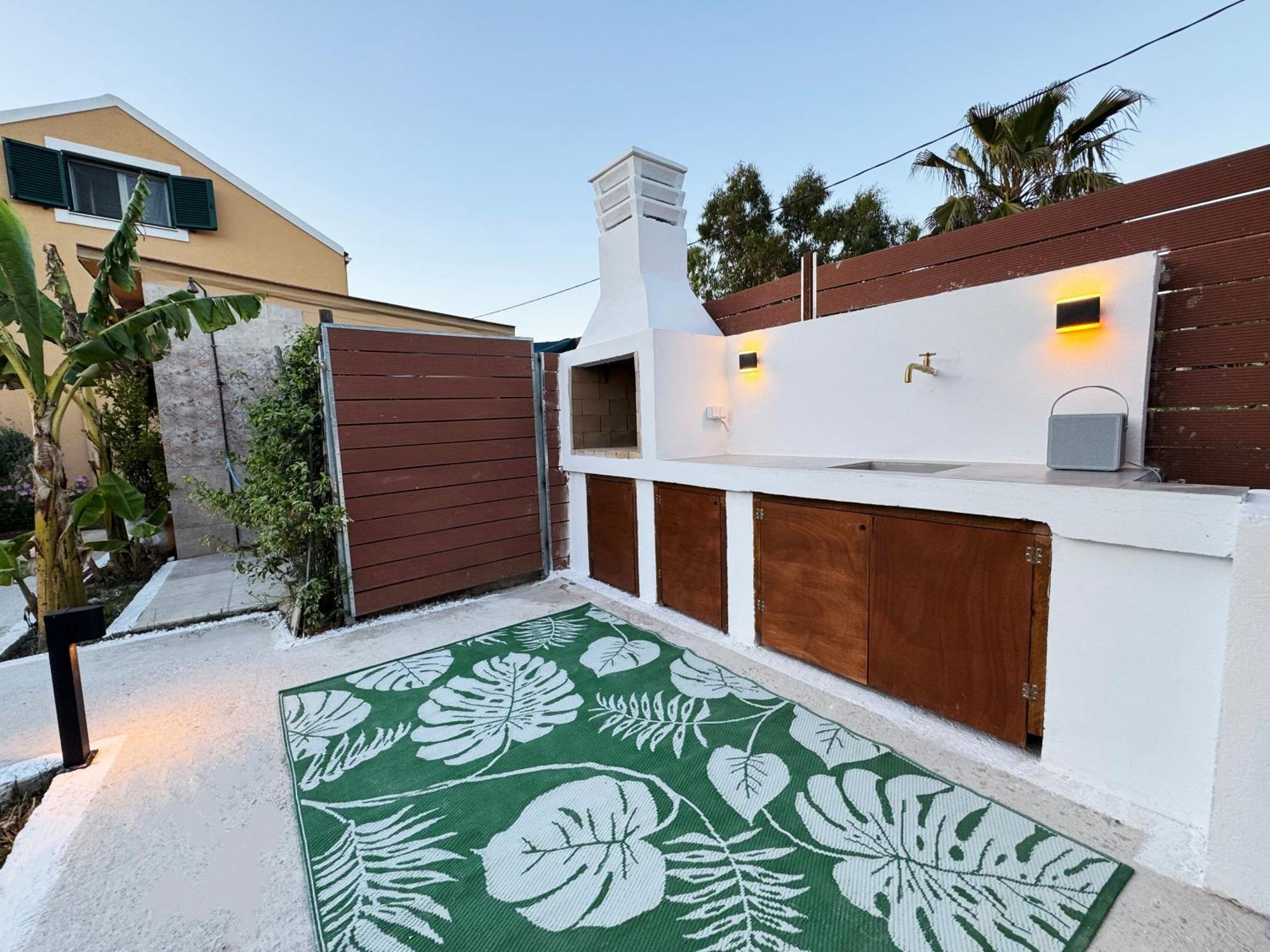 Burnelia Vacation House Лефкими Экстерьер фото